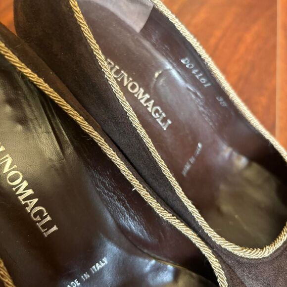 Bruno Magli Women's Brown Pumps - Picture 3 of 8
